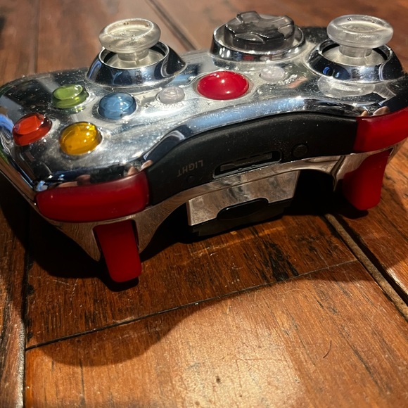 Xbox / Borderlands Bundle with Custom Controller - Picture 3 of 10